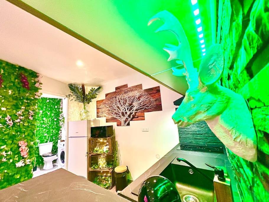 La Foret Enchantee, Centre Ville Pont-Sur-Yonne 外观 照片